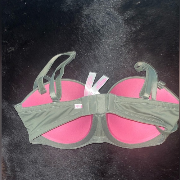 Pink bra - Picture 2 of 2